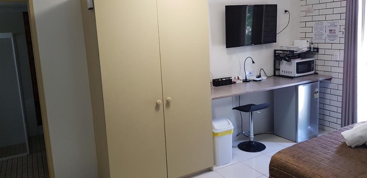 Gold Coast Airport Motel - Only 300 Meters To Airport Terminal Екстериор снимка