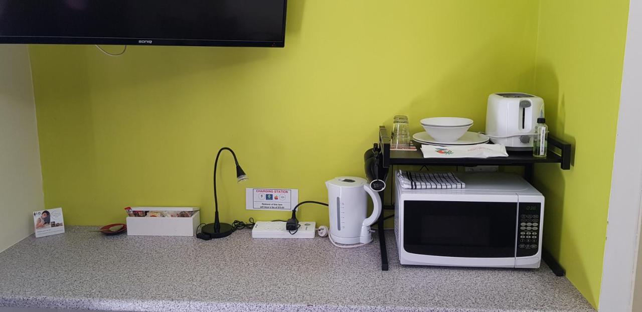Gold Coast Airport Motel - Only 300 Meters To Airport Terminal Екстериор снимка
