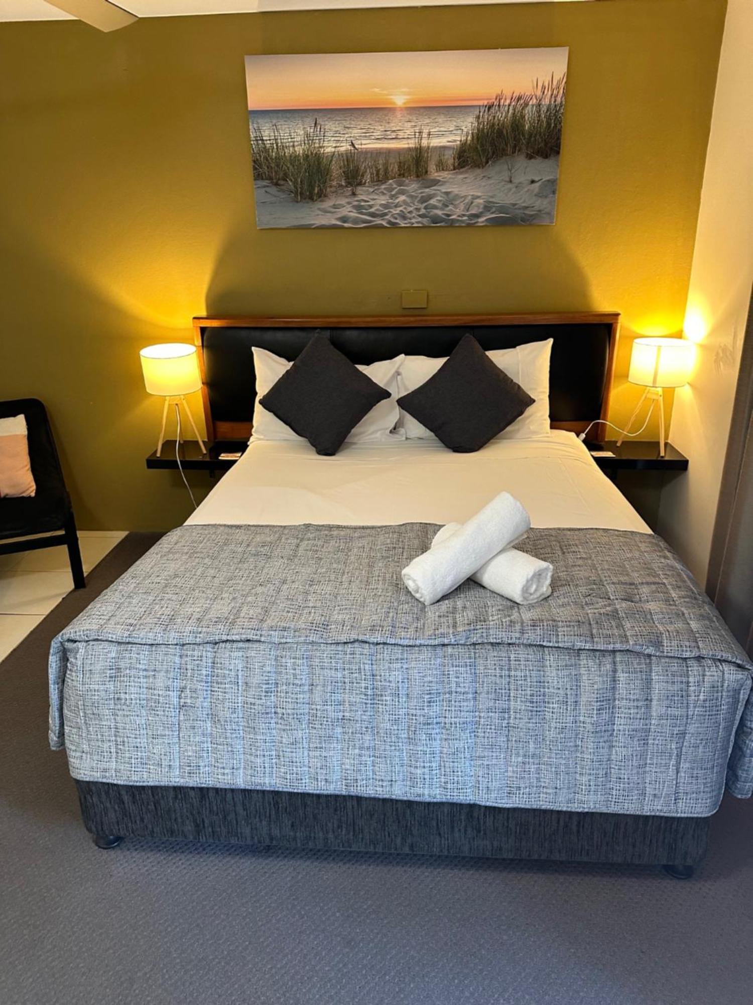 Gold Coast Airport Motel - Only 300 Meters To Airport Terminal Екстериор снимка